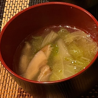 白菜と椎茸のスープ